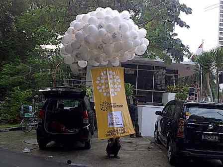 Balon Gas Pelepasan Mentari Indosat