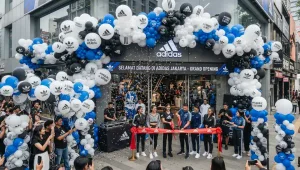 Balon Sablon Balikpapan sebagai media branding produk.