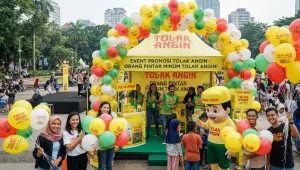 Balon Sablon Balikpapan menambah daya tarik produk saat kegiatan promosi.