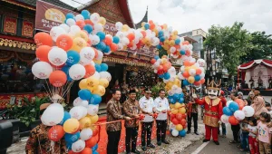 Balon Sablon Banda Aceh untuk grand opening rumah makan.
