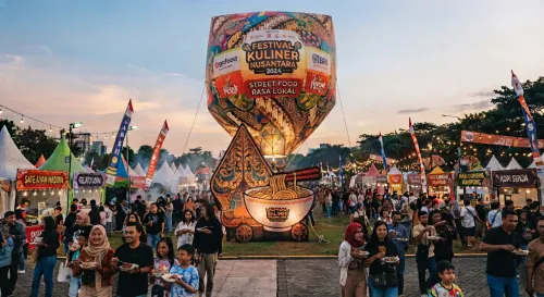 balon promosi tangerang menggunakan balon udara dalam festival kuliner.jpeg