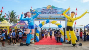 Balon Sky Dancer Murah Banda Aceh menjadi area masuk turnamen volly.
