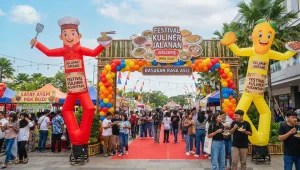 Balon Sky Dancer Murah Samarinda menjadi area masuk acara festival kuliner.