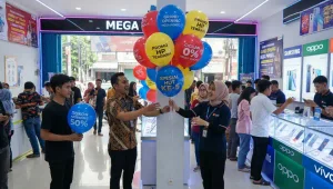 Balon sablon digunakan untuk mendukung promosi dan perayaan di toko handphone.